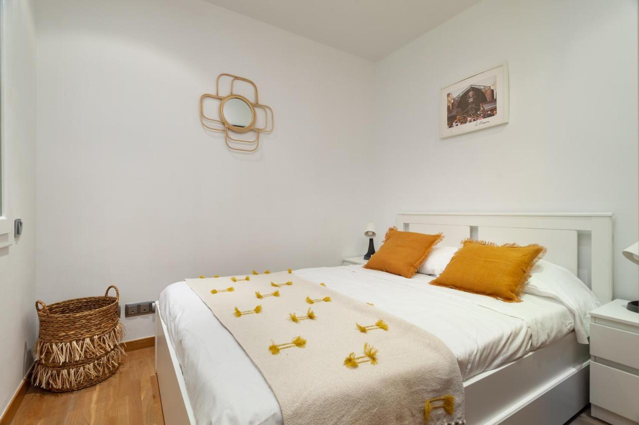 Appartement Flateli Paris à Barcelone Extérieur photo