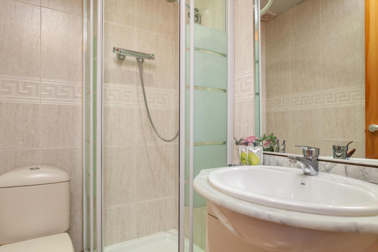 Appartement Flateli Paris à Barcelone Extérieur photo